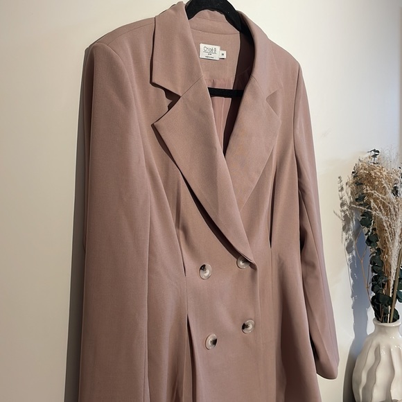 CHIC SINGED BLAZER from NA-KD - Picture 4 of 10